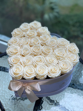 Velvet Heart 30 roses - Luxury Diamond Flowers