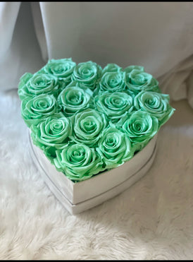 Heart 13 forever roses - Luxury Diamond Flowers
