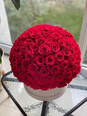 100 red roses