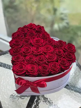 Velvet Heart 30 roses