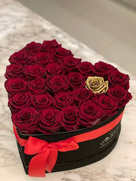 velvet heart pointed gold and red roses 